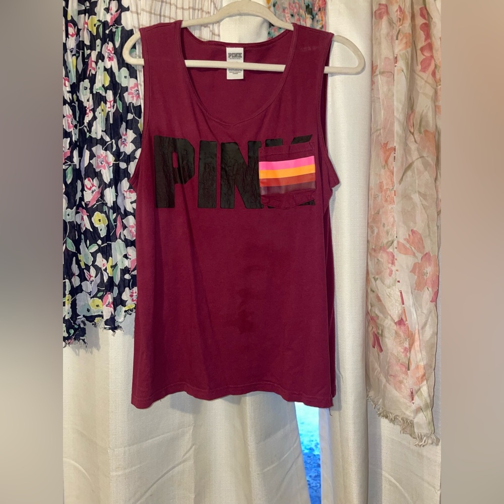 Pink large 🌈 tank - Picture 2 of 4